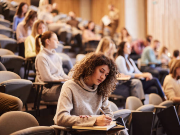 Educación