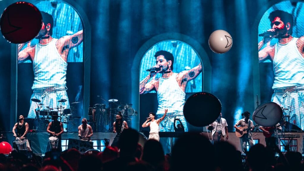 Bogotá fue el lugar feliz de Camilo y ‘la tribu’, en el primero de sus dos conciertos