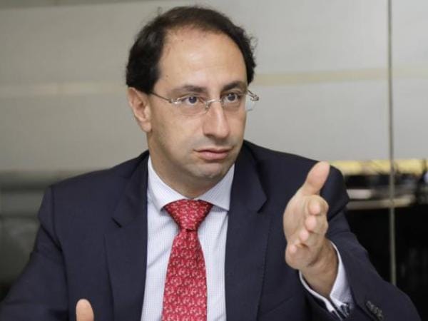 Exministro Restrepo advierte que reformas del Gobierno van en contravía de la dinámica productiva | Gobierno | Economía