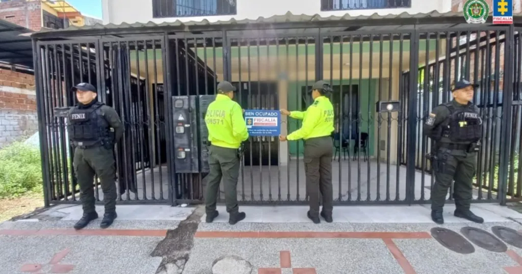 Extinción de dominio a bienes de red de tráfico de migrantes