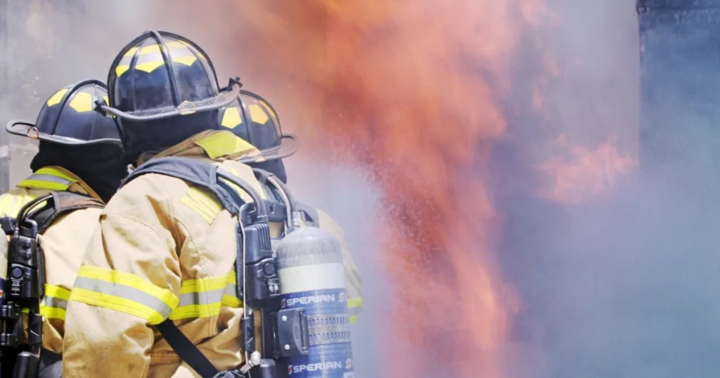 Incendio en bodega de reciclaje en Funza HOY