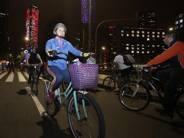 La ciclovía de Bogotá, una revolución en 'bici' que inspiró al mundo hace 50 años | Regiones | Economía