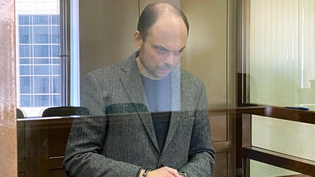 La madre del opositor ruso Vladímir Kara-Murzá fue hospitalizada tras posible envenenamiento