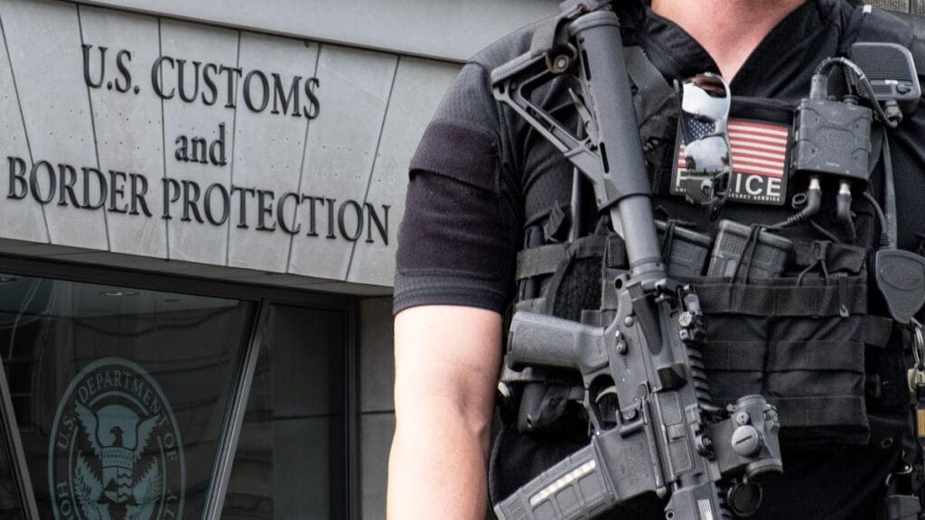 Las deportaciones de ICE rompieron este récord en 2024 (superaron la era Trump)