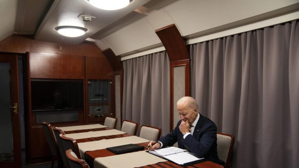 Los trenes que llevan a los líderes mundiales a Ucrania