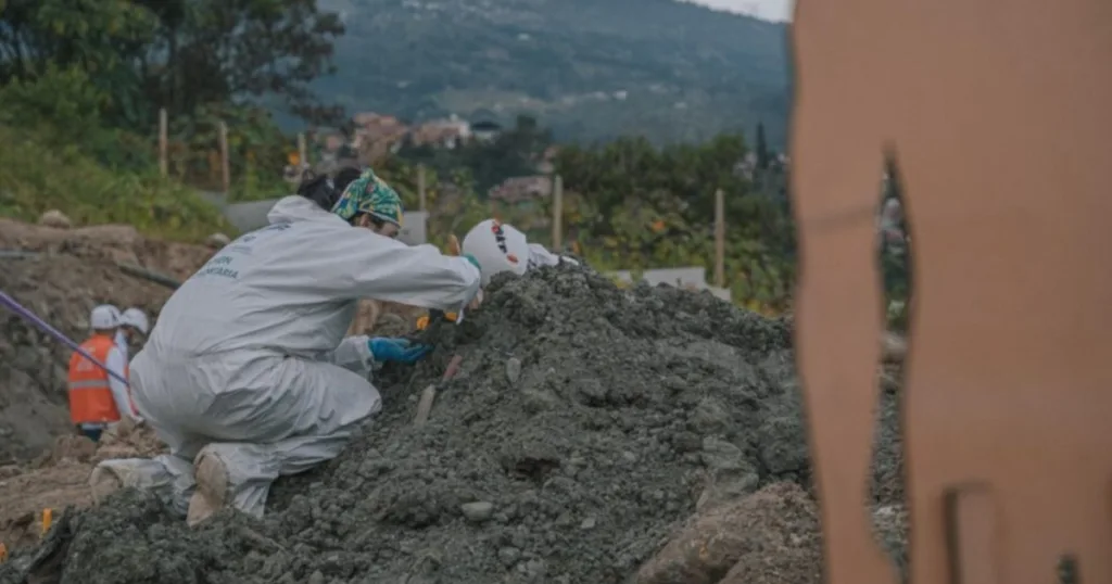 Suspenderán excavaciones en La Escombrera, Comuna 13