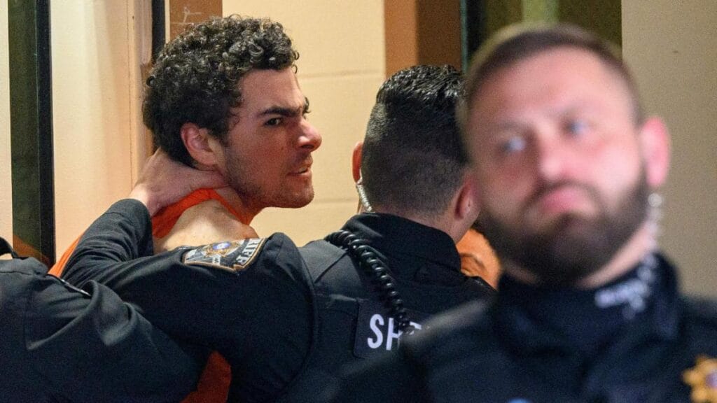 revela detalles del crimen de Brian Thompson