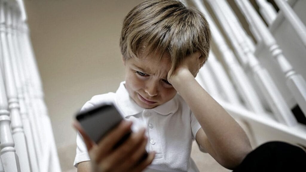 ¿Cuál es el efecto de las redes sociales en los niños y adolescentes?