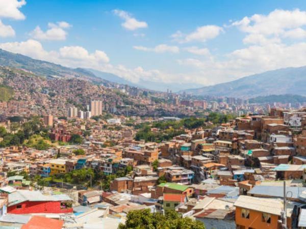 ¿Cuál será la ciudad de Colombia más exitosa en 2025, según ChatGPT? | Regiones | Economía