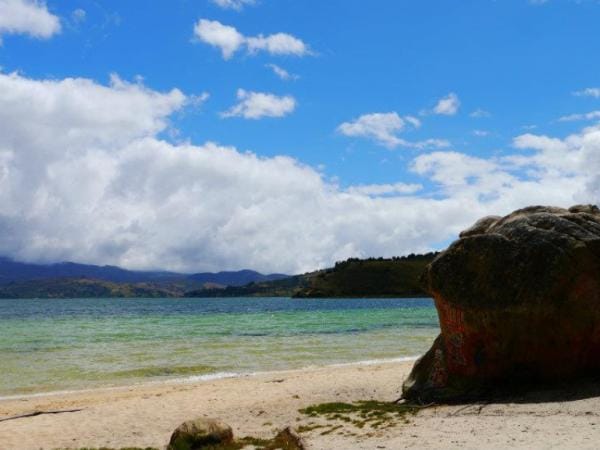 ¿Quiere visitar la playa? Cuidado, estas son las de agua más fría en Colombia | Regiones | Economía