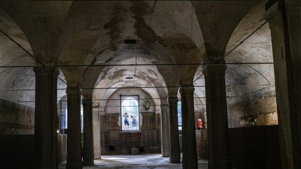 Atenas revive un viejo acueducto romano para bajar la temperatura