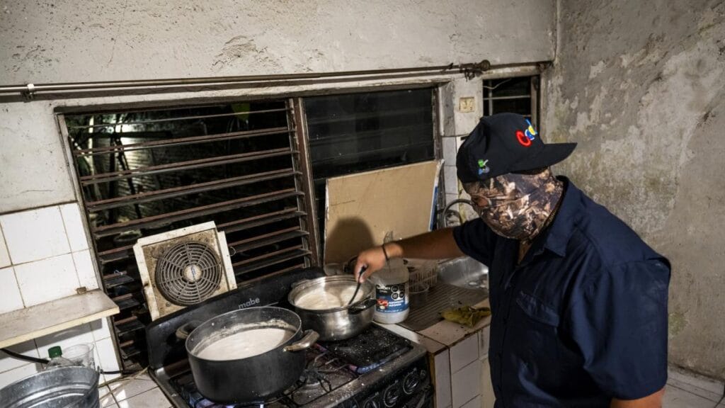 Cárteles mexicanos prueban fentanilo en habitantes de calle; les ofrecen dinero para inyectarse