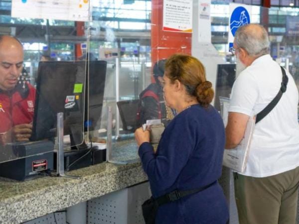 Cómo perciben el futuro de la inflación e impuestos los colombianos | Impuestos | Economía