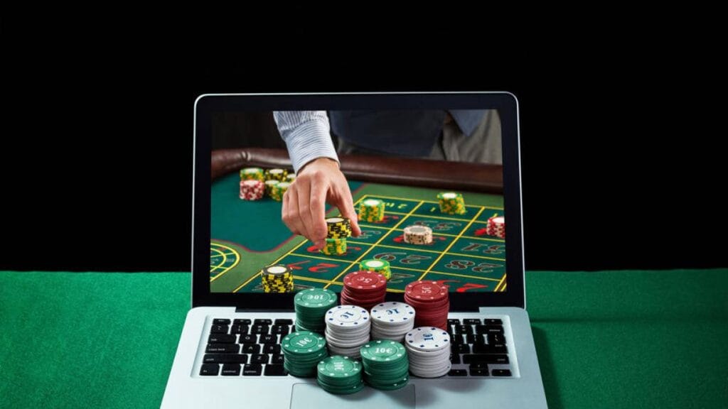 Estafas en internet van en aumento, así funciona red criminal reportada en 25 países del mundo