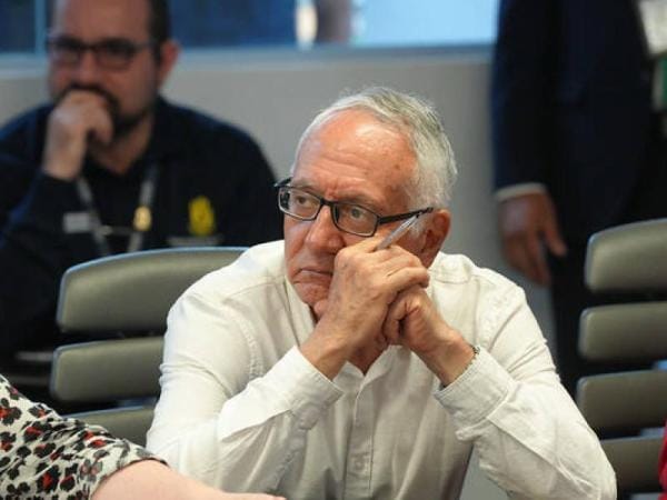 Pacientes piden investigación contra el ministro y superintendente de Salud | Gobierno | Economía