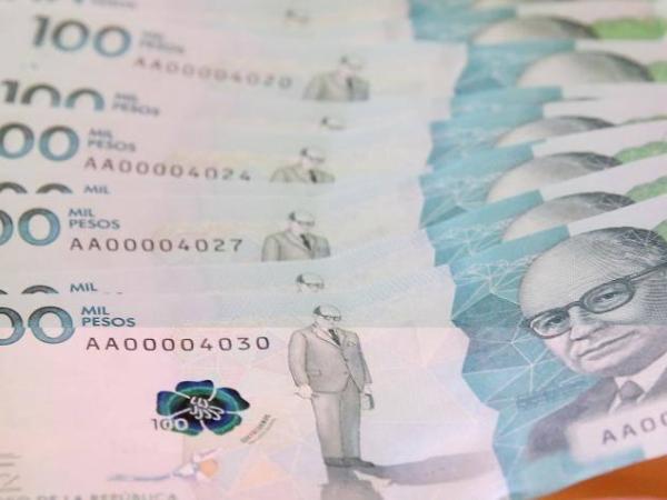 Pesos Colombianos