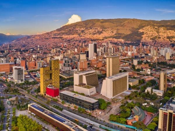 ¿Cómo saber dónde están ubicados las cámaras de fotodetección en Medellín? | Regiones | Economía