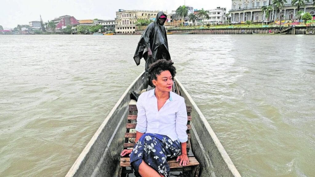 ‘Las conversaciones son una forma de literatura’: escritora Velia Vidal