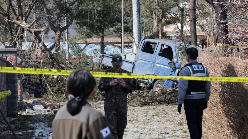 Avión militar surcoreano lanza bomba por error a civiles en pruebas militares, hay heridos de gravedad