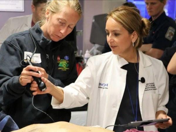 Colombiana lidera innovación en cirugía desde un hospital en Estados Unidos | Crecimiento | Economía