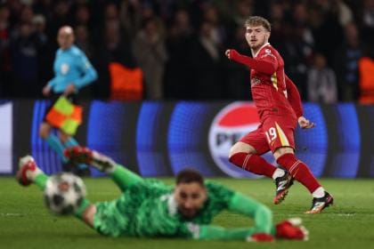 Con este impredecible gol, Liverpool derrotó a PSG en Champions League