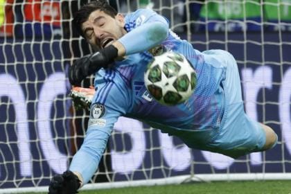 Courtois contra Simeone: ‘Estoy harto del victimismo, siempre llorar’