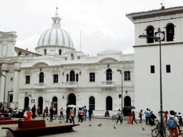 Ministros de Defensa e Interior viajarán al Cauca para buscar liberación de uniformados | Gobierno | Economía