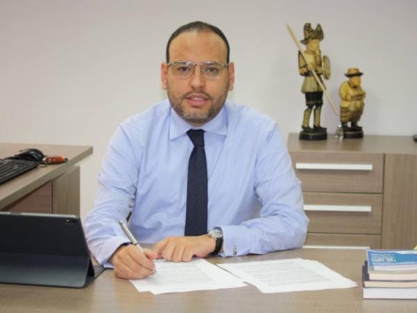 Petro anuncia nuevo ministro TIC | será Julián Molina | Gobierno | Economía