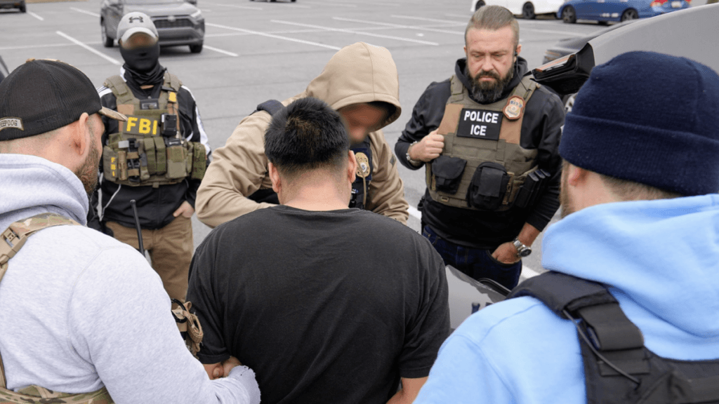 ¿Cuáles son los estados con más migrantes detenidos por ICE?