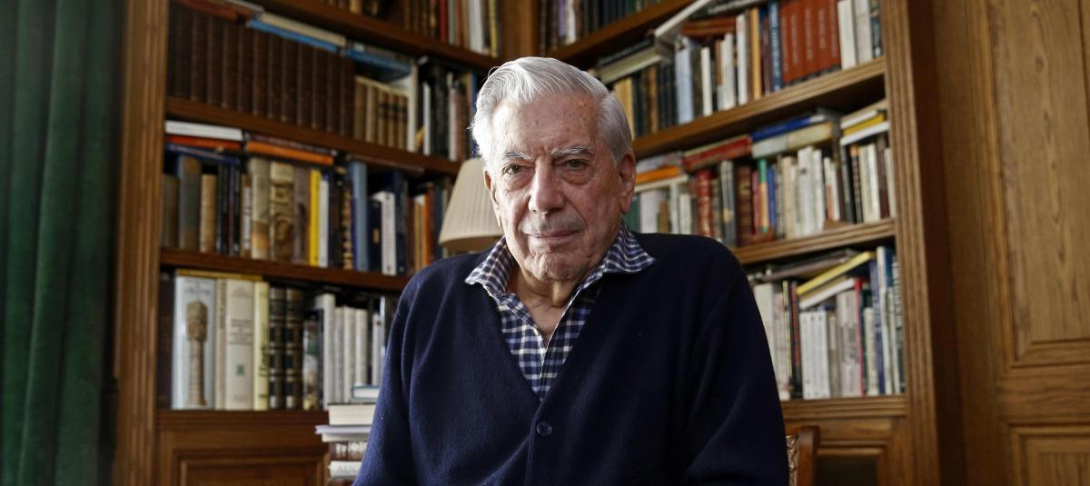 Los restos del escritor Mario Vargas Llosa fueron cremados