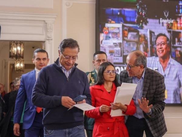 Consjeo de ministros: Petro criticó nuevamente a las generadoras de energía eléctrica | Gobierno | Economía