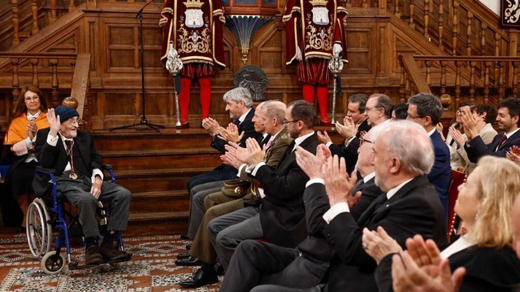 El escritor Álvaro Pombo gana el Premio Miguel de Cervantes