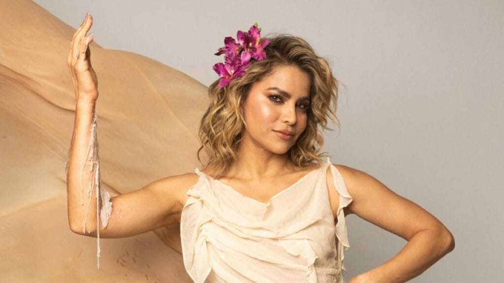 'Este álbum es abrazarme con esa niña que empezó hace muchos años a cantar'