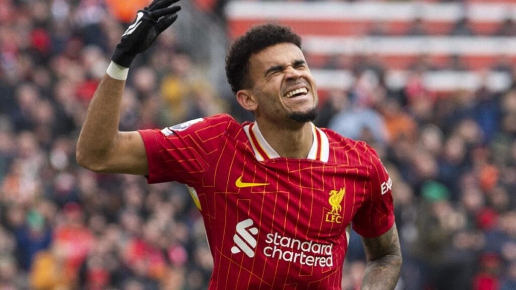 Luis Díaz fue elogiado por la prensa inglesa tras marcar gol con Liverpool y pasó el examen