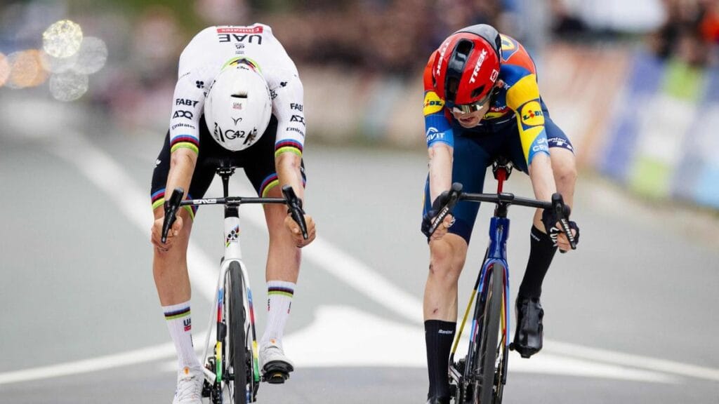 Mattias Skjelmose hace la épica y derrota a Tadej Pogacar y a Remco Evenepoel en Amstel: no son invencibles