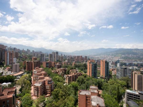 Medellín subió su turismo 23,% en 2024, la vivienda turística y los retos de 2025 | Regiones | Economía