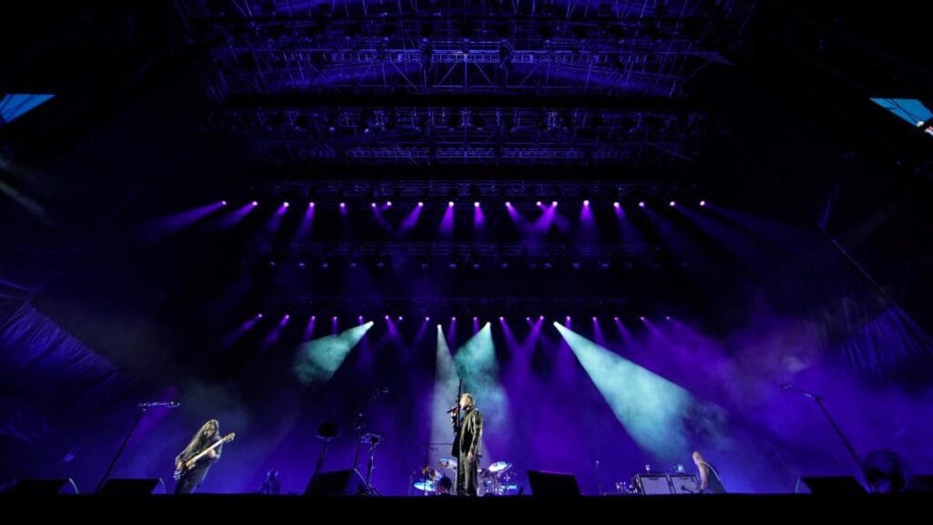 System of a Down hizo vibrar Bogotá con un regreso lleno de metal, nostalgia y una bengala encendida