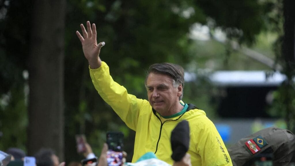 el expresidente de Brasil se encuentra 'estable' en la UCI