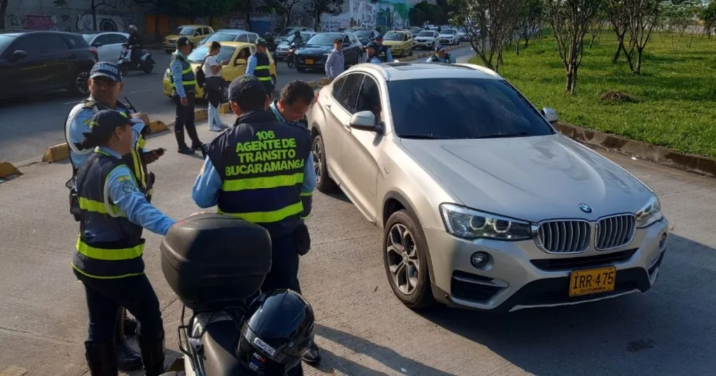 restricción para HOY 21 de abril