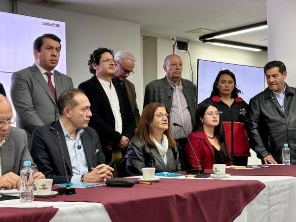 Así quedó el ajuste salarial para los empleados públicos en Colombia | Gobierno | Economía