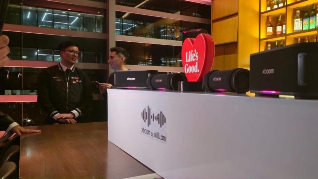 LG lanza en Colombia sus nuevos parlantes Xboom con inteligencia artificial