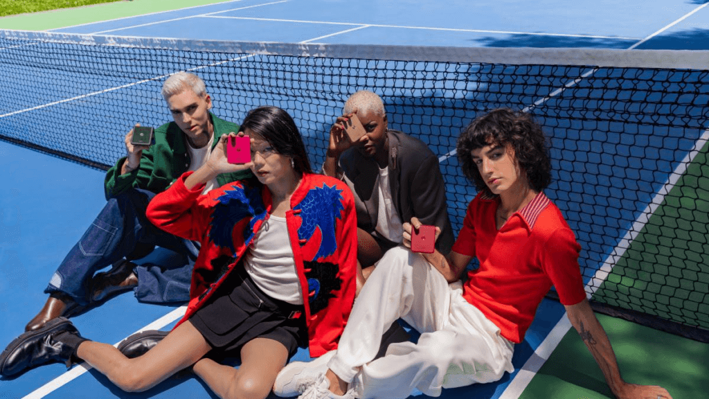 Motorola presenta alianza con Palma Canaria en el Bogotá Fashion Week para fusionar tecnología y moda artesanal