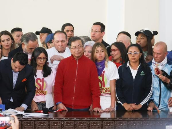 ¿El presidente Petro revocaría el Congreso si la consulta popular no es aprobada en el Senado? | Gobierno | Economía