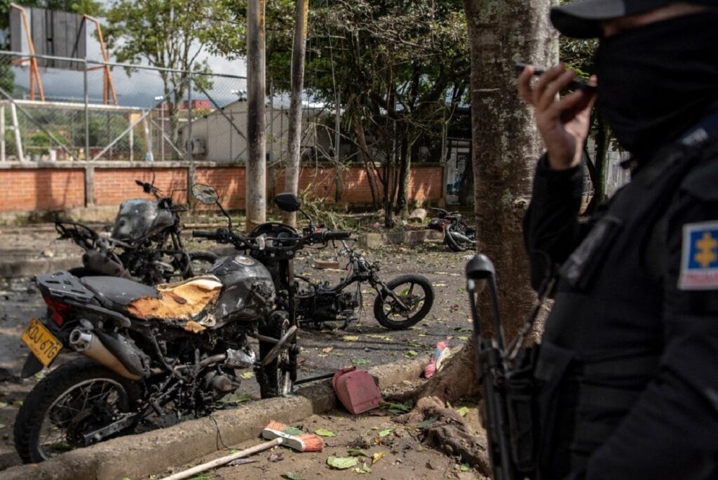 Escalada terrorista | Cali | Suroccidente | Cuerpo Técnico de Investigación (CTI) | Estación de policía | Junio 2025