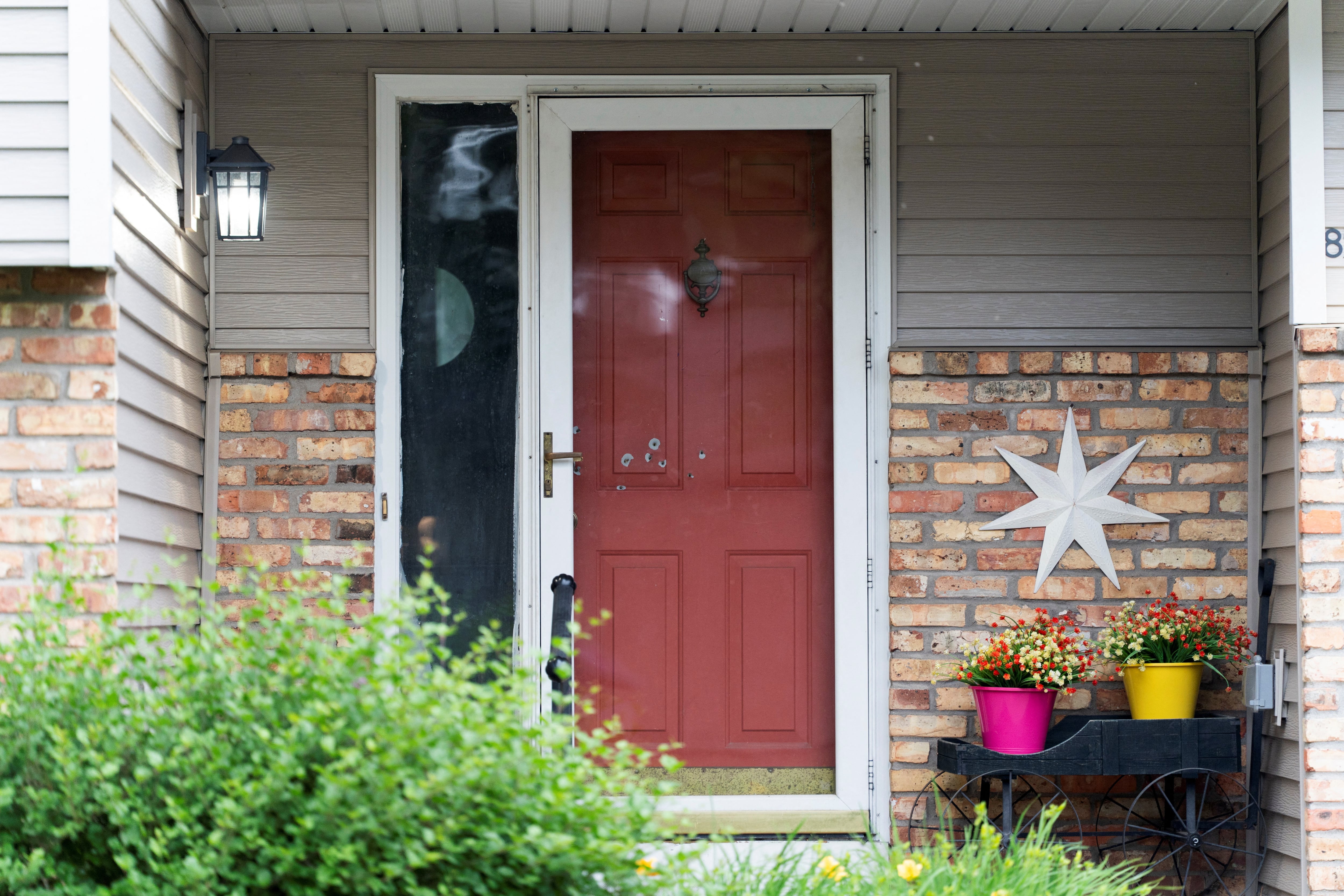 Las autoridades han reforzado la seguridad de los funcionarios para prevenir otro ataque. (REUTERS/Tim Evans)