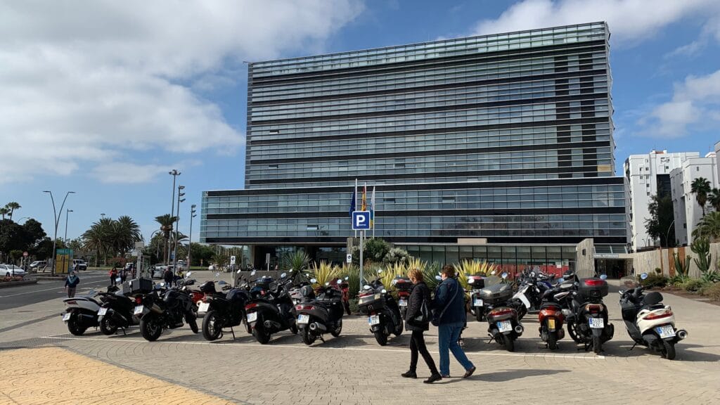 La Fiscalía pide 14 años de cárcel a un hombre por agredir sexualmente de manera continuada a la hija de su pareja