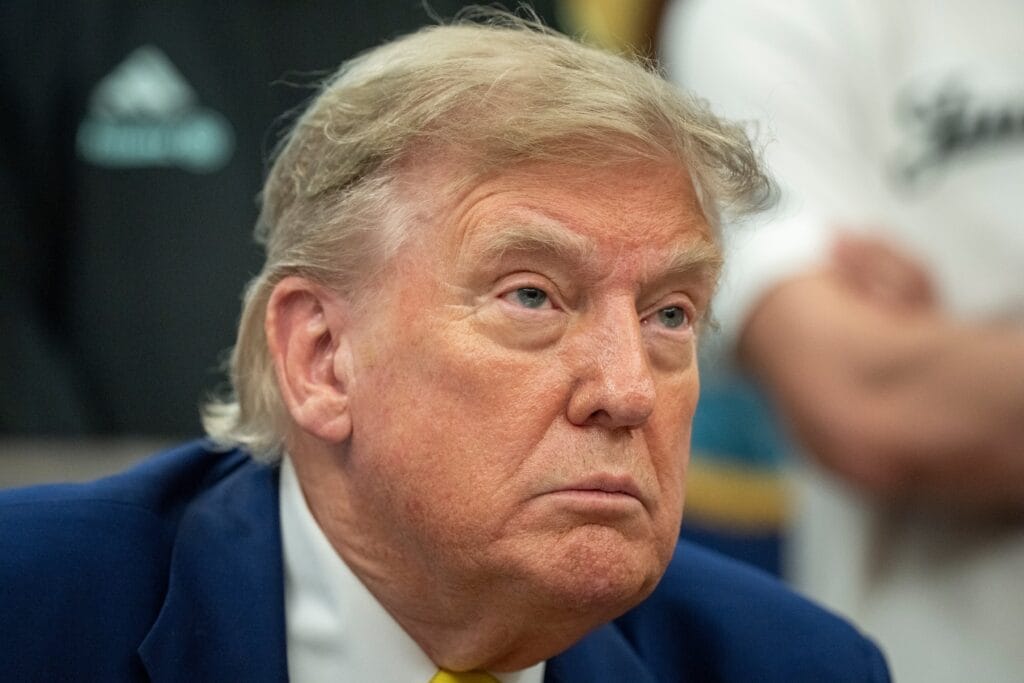 El Tribunal Supremo permite que Trump continúe las deportaciones a terceros países