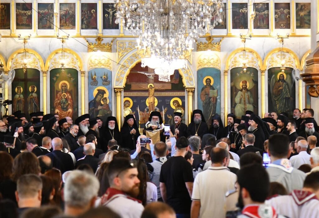 Las FDS niegan que los atacantes de la iglesia sean sirios y hayan salido de Al Hol, como dice Damasco