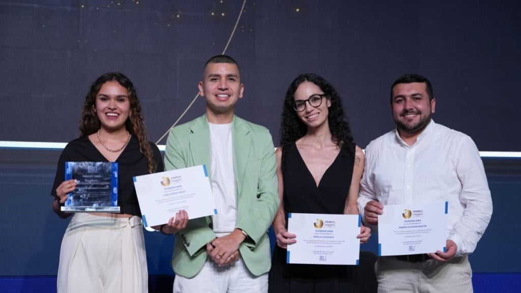 EL TIEMPO recibe reconocimiento en Premio de Periodismo Financiero de Asobancaria 2025 por un reportaje especial