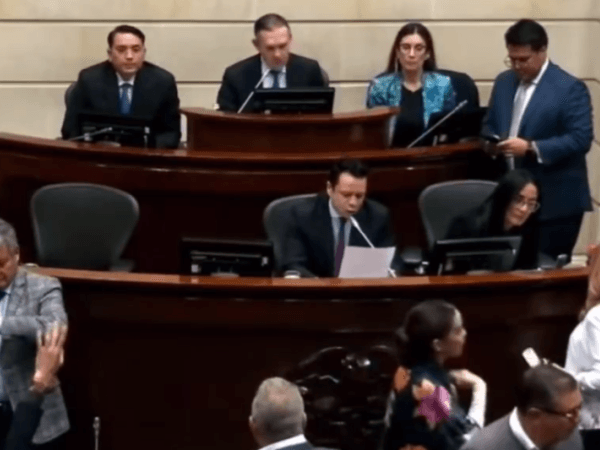 Por no leer la proposición, ¿puede revivirse la consulta popular como dice Benedetti? | Gobierno | Economía